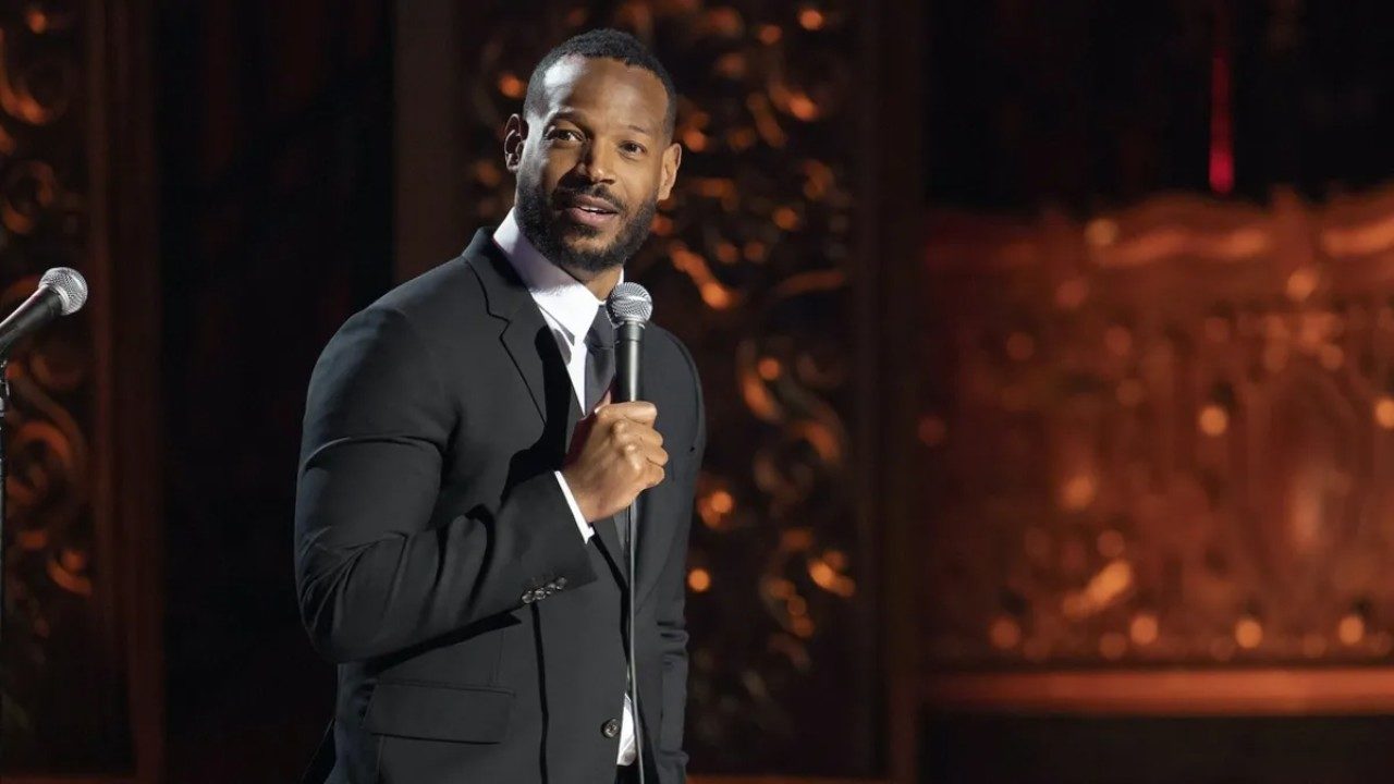 Marlon Wayans live performance
